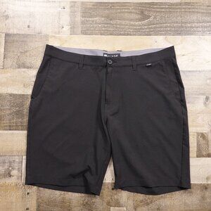 Travis Mathew Performance Golf Shorts 9" Inseam Men's Size 38‎ Black